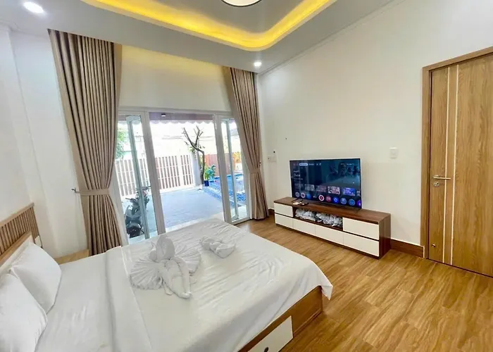Дом отдыха Jungle - Phu Hop Gia Dinh Tu 10 - 20 Nguoi Lon & Tre Em - San Bbq Dau Duoc Xe O To 16 Cho- Ho Boi Rieng- 5 Phut Di Bo Den Bien - 5 Phut Den Cho San Phu Thuy- Ho Ca Koi