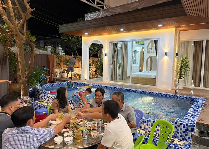 Jungle - Phu Hop Gia Dinh Tu 10 - 20 Nguoi Lon & Tre Em - San Bbq Dau Duoc Xe O To 16 Cho- Ho Boi Rieng- 5 Phut Di Bo Den Bien - 5 Phut Den Cho San Phu Thuy- Ho Ca Koi Дом отдыха